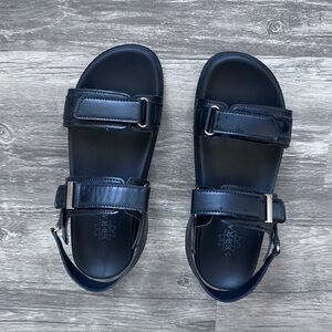 Platform Black Strapped Sandals Size 9 Serra Ladies Ankle Strap Footbed Sandals